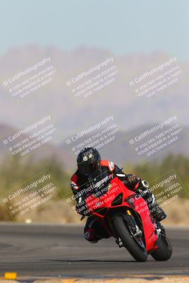 media/Nov-06-2023-Moto Forza (Mon) [[ce023d0744]]/3-Intermediate Group/Session 3 (Turn 5)/